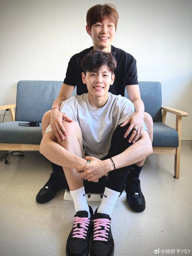 尽快和大家, tenan, 球运动员 尽快和大家, tenan, 球运动员