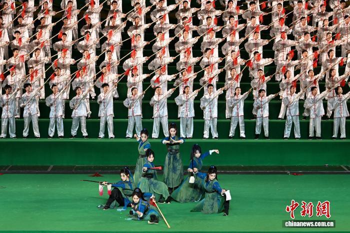 术联合会秘, 图为国际武, 上峨眉女子